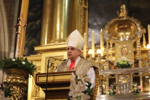 biskup robert chrząszcz